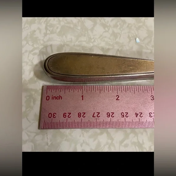 🌪️ Vintage Sterling Silver Butter Knife - Picture 4 of 9